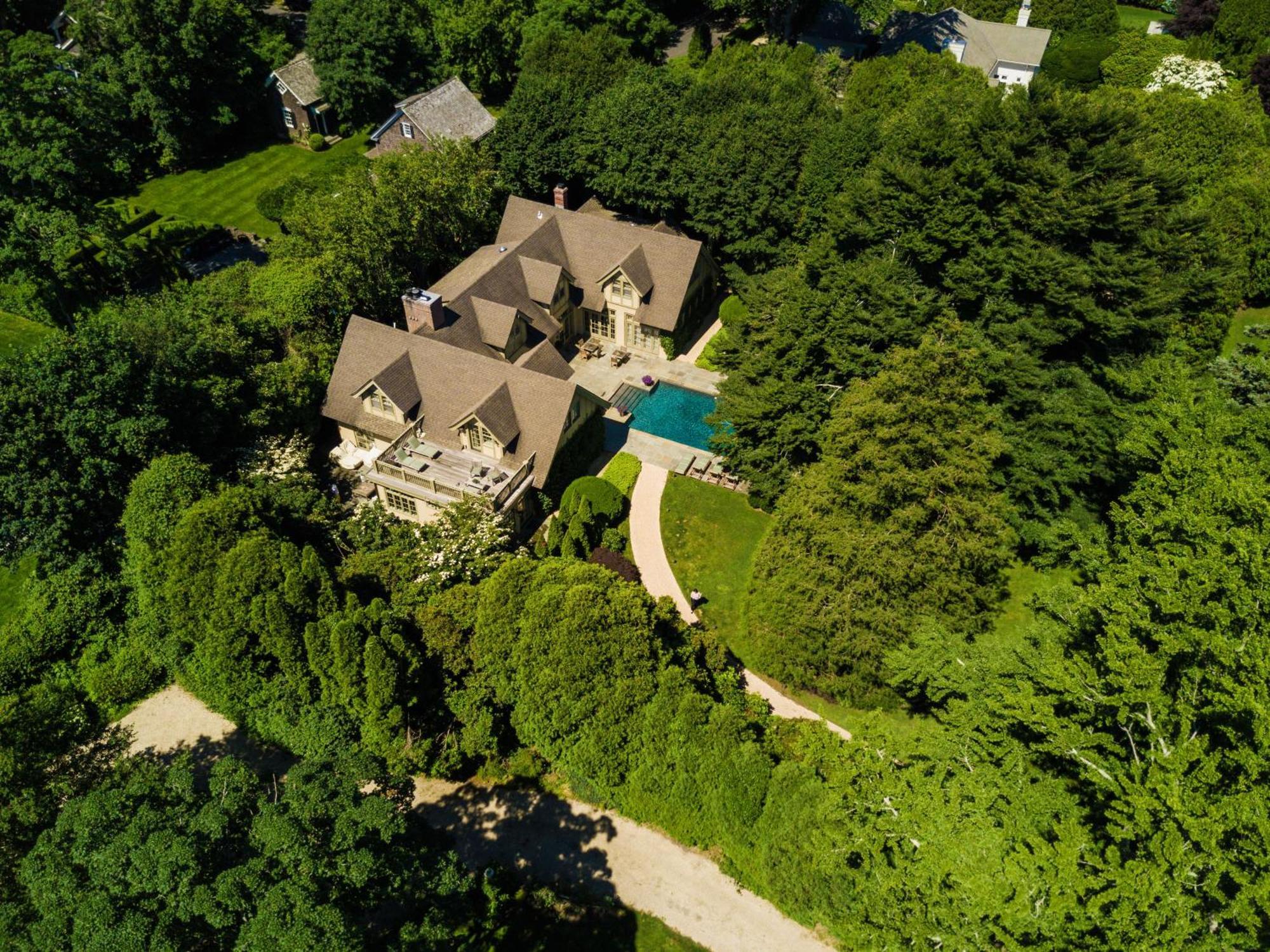 The Baker House 1650 Couette-café East Hampton