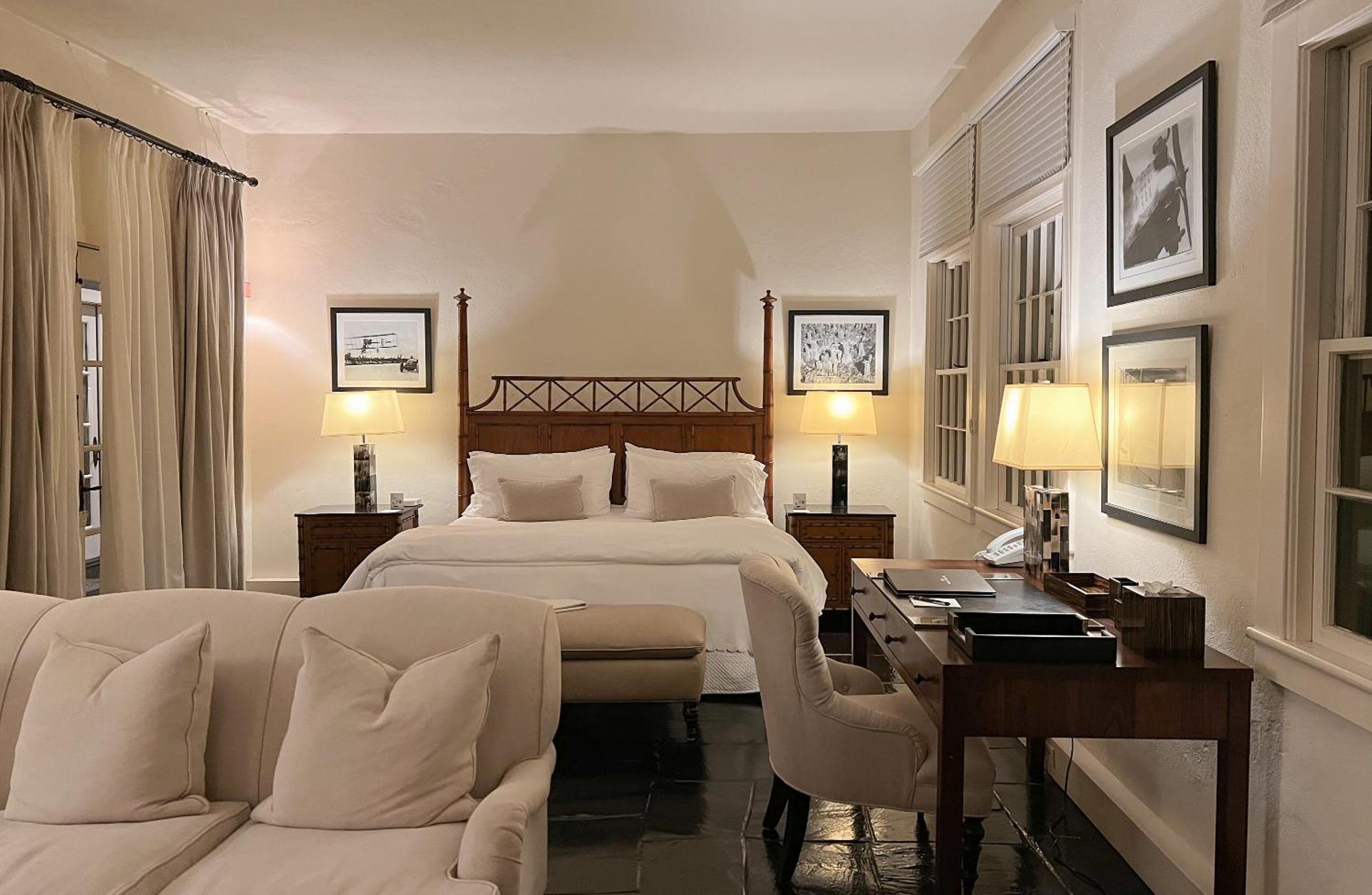 The Baker House 1650 Couette-café 2*
