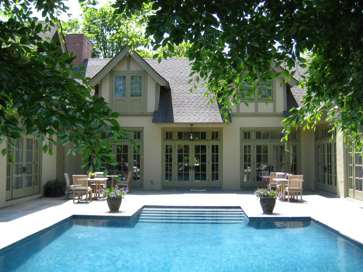 The Baker House 1650 2* East Hampton